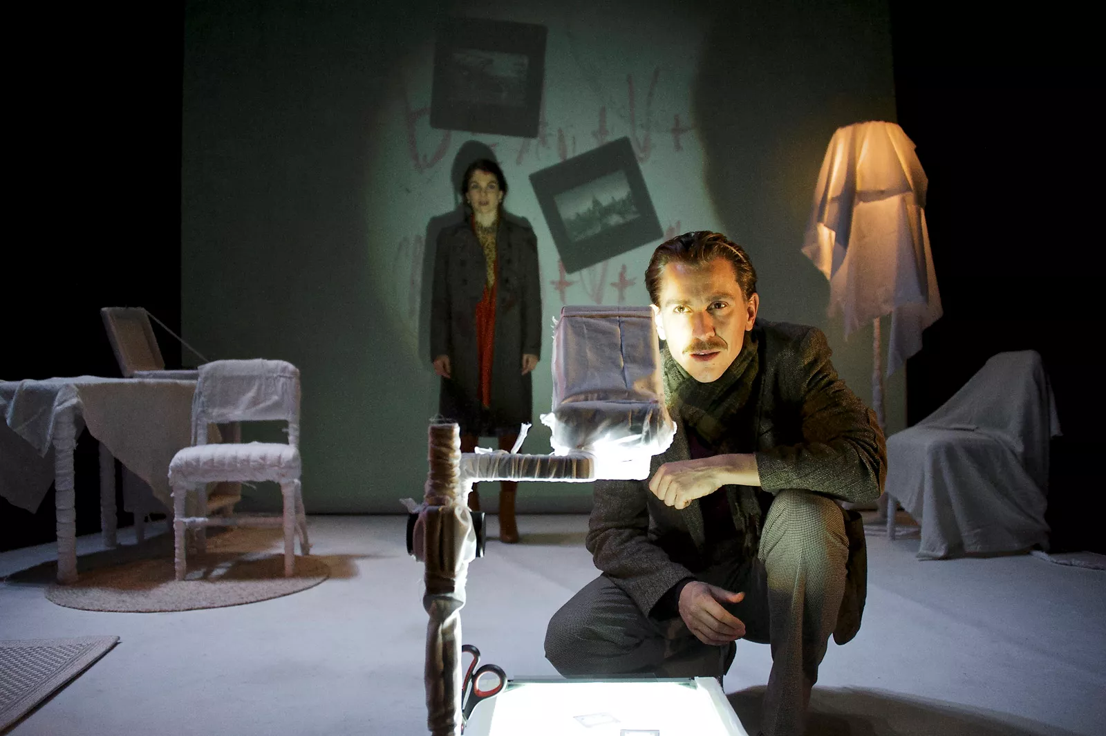 Alsof het voorbij is | scènebeeld | 2013