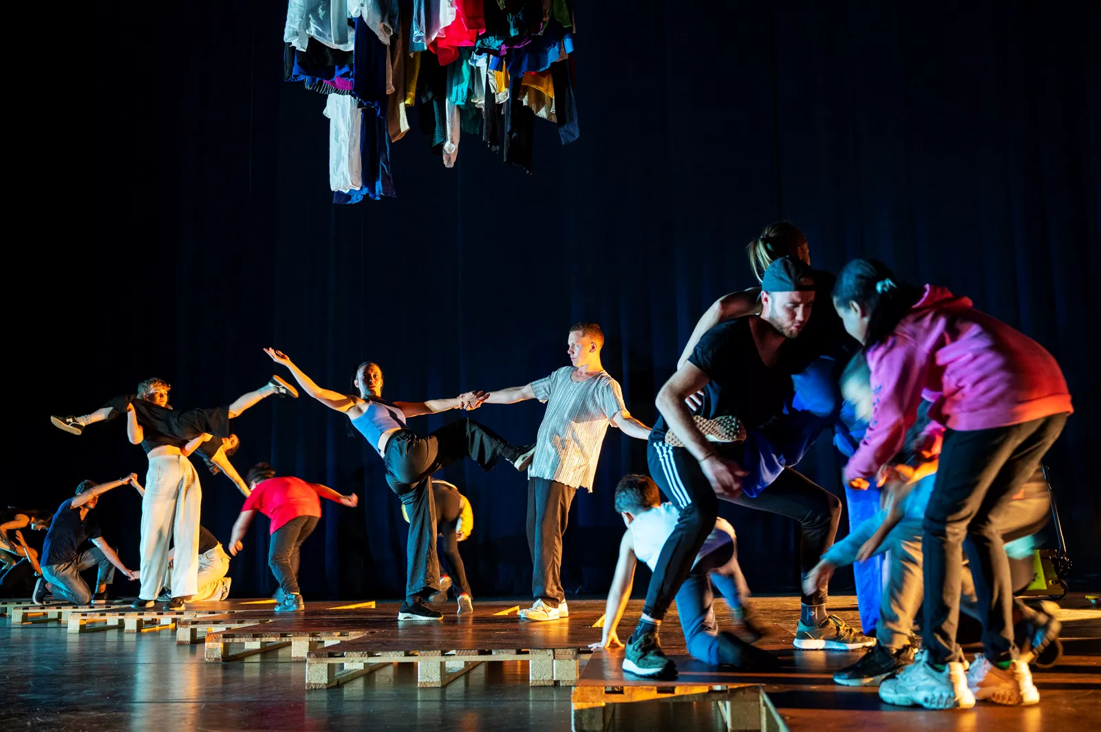 Corpo Maquina - It takes a child to raise a village / Football Meets Dance